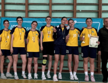  Пліч-о-пліч до перемоги: у Бахмачі відбулися шкільні баскетбольні ігри