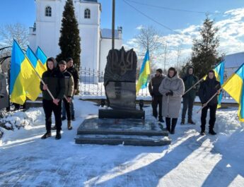У Макіївці відбувся пам’ятний захід з нагоди Дня Героїв Небесної Сотні.