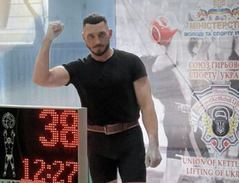 Поліцейський з Бобровиці Євгеній Каліберда увійшов до збірної України з гирьового спорту