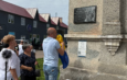 «Найбільше за все він любив людей і небо»: у Ніжині відкрили меморіальну дошку Данилу Мурашку