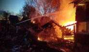 У Ніжинському районі пожежа знищила будинок, господарську споруду та три транспортні засоби