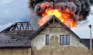 На Ніжинщині вночі сталися дві пожежі: горіли господарча будівля та літня кухня