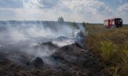 На Ніжинщині продовжують гасити пожежу  торфу