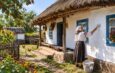 Біла хата як символ українського дому