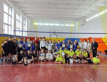 Волейбол і дартс об’єднали команди Крутівської та Плисківської громад